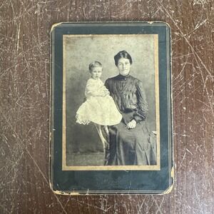 Antique Studio Photograph Woman Baby Mother‎ Daughter Wilder's Studio Marion, IL